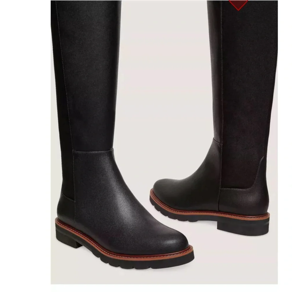 Stuart Weitzman women ADRINA CITY BOOT leather  black size 6.5 like new
